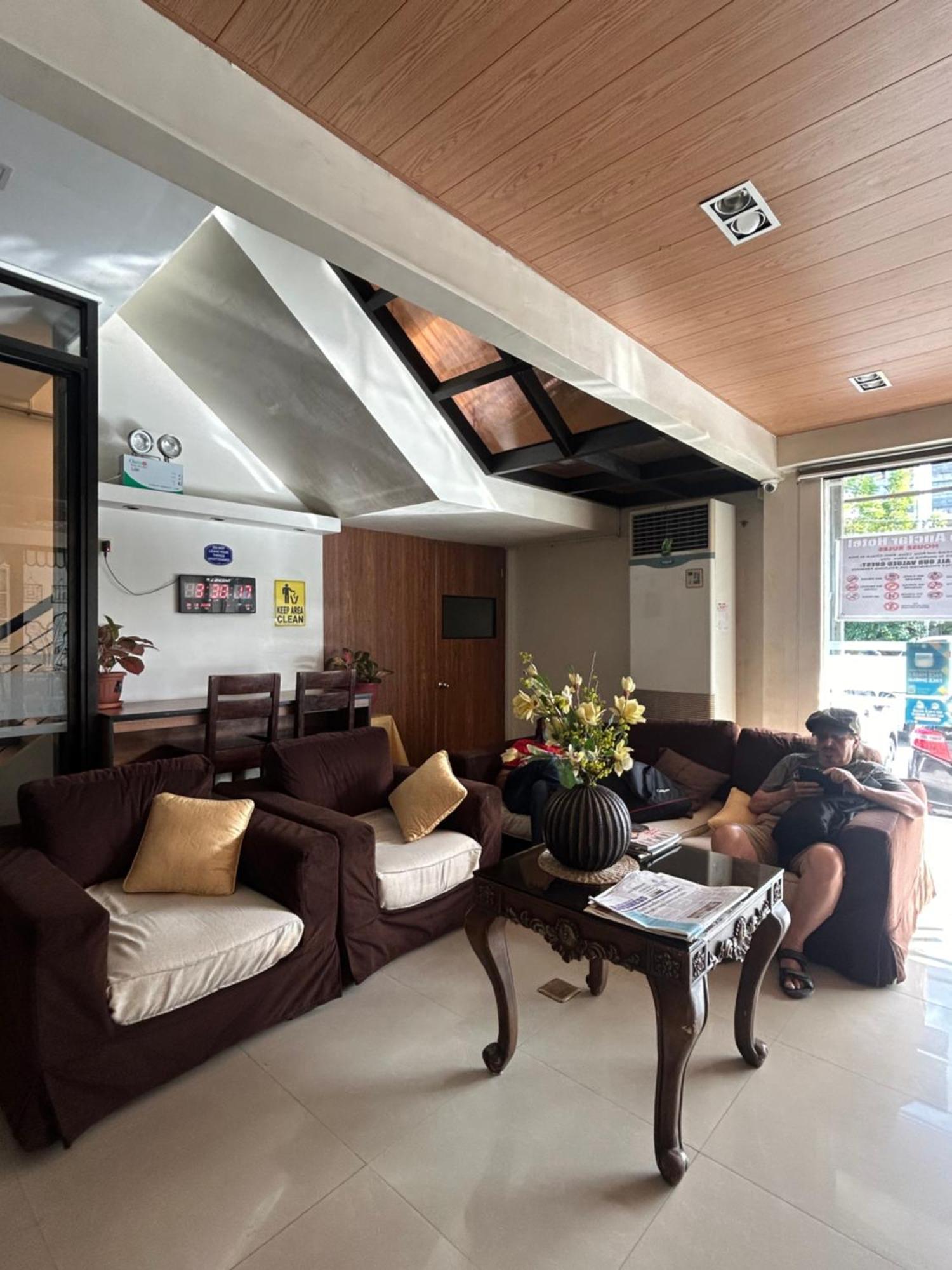 La Anclar Hotel Davao City 외부 사진